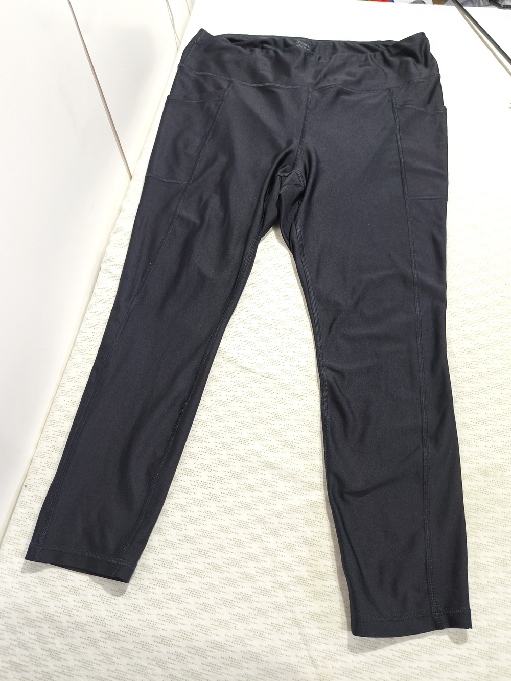 Jockey Black Women's Leggings with Side Pockets